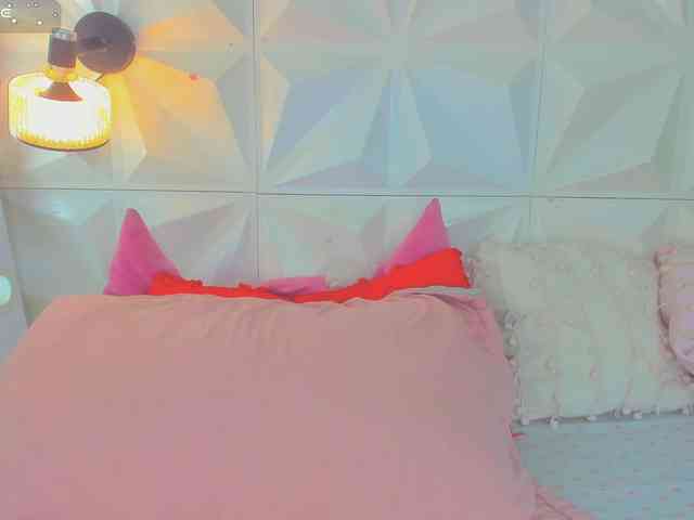 cutelatinaxxx webcam