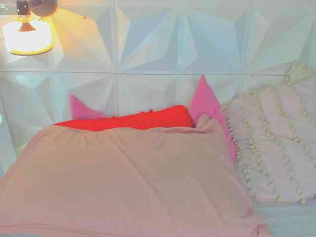 cutelatinaxxx webcam