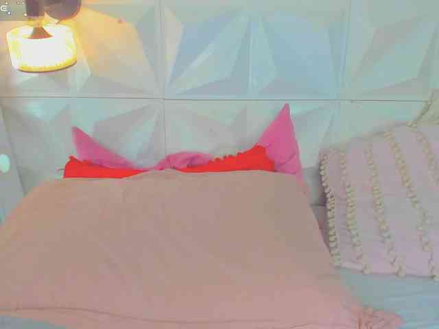 cutelatinaxxx webcam