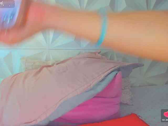 cutelatinaxxx webcam