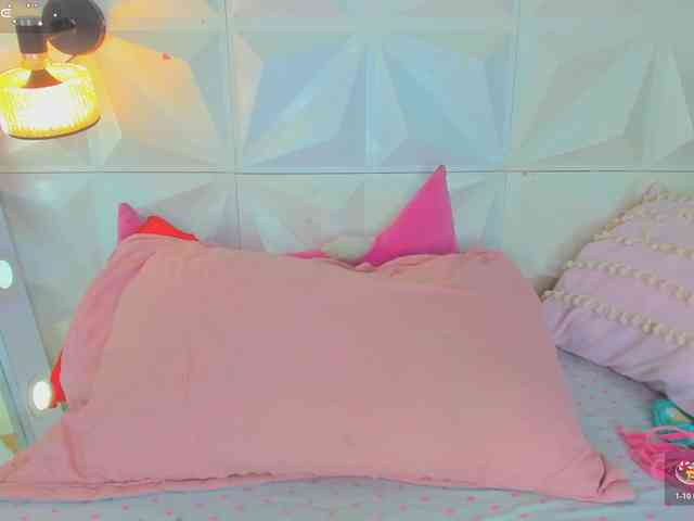 cutelatinaxxx webcam