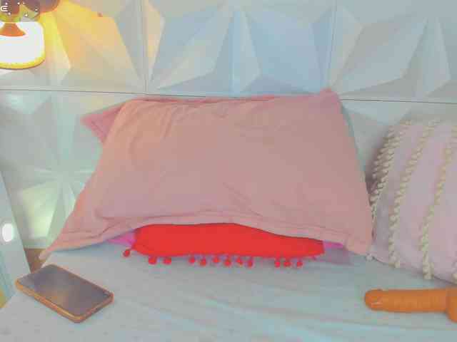 cutelatinaxxx webcam