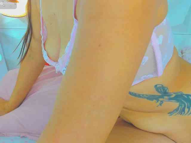 cutelatinaxxx webcam