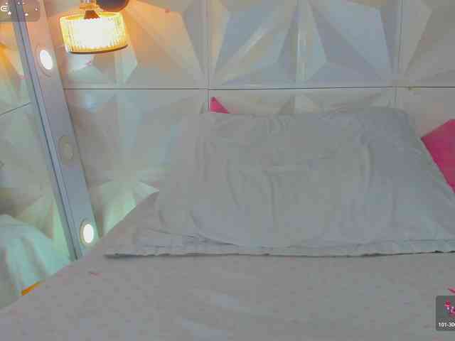 cutelatinaxxx webcam