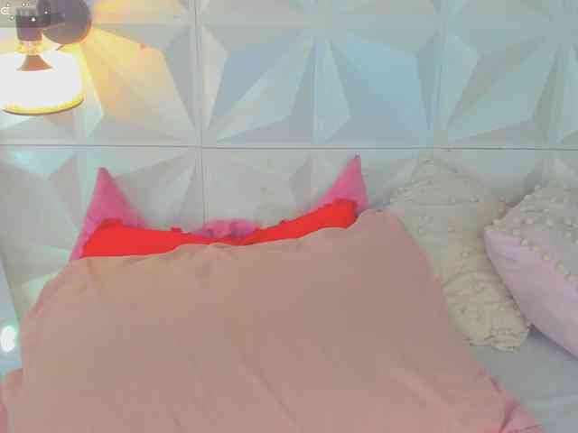 cutelatinaxxx webcam