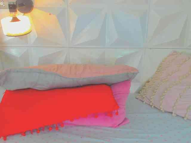 cutelatinaxxx webcam