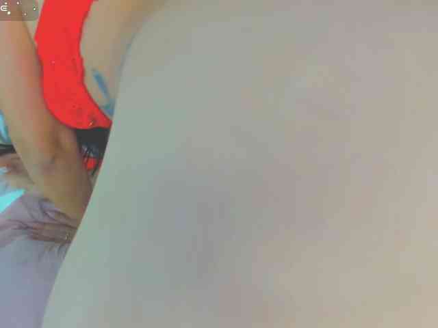 cutelatinaxxx webcam