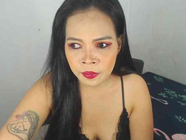 PinaySweetMommyxx webcam