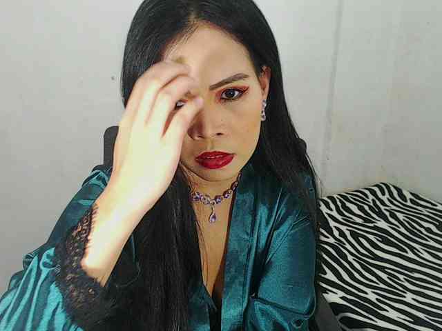 PinaySweetMommyxx webcam