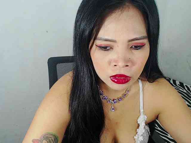 PinaySweetMommyxx webcam