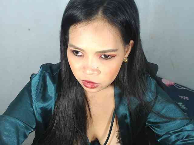 PinaySweetMommyxx webcam