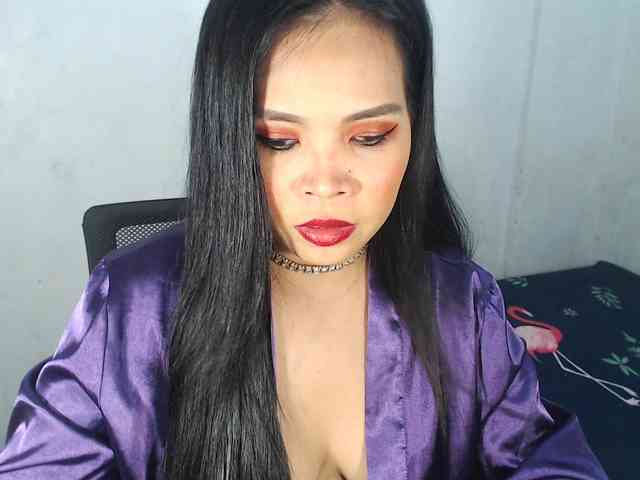 PinaySweetMommyxx webcam