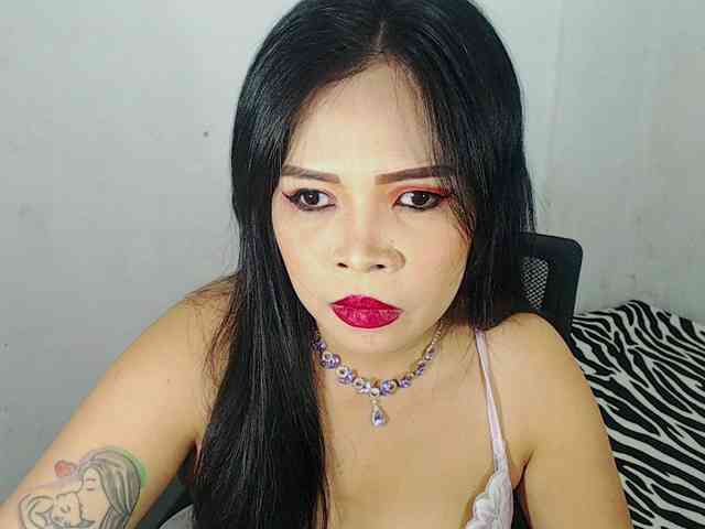 PinaySweetMommyxx webcam