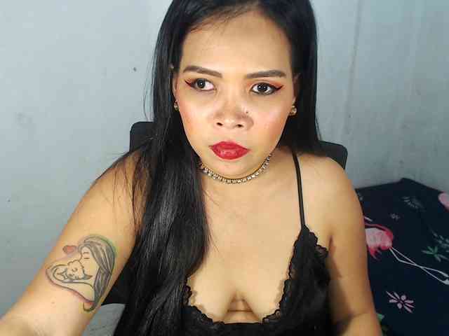 PinaySweetMommyxx webcam