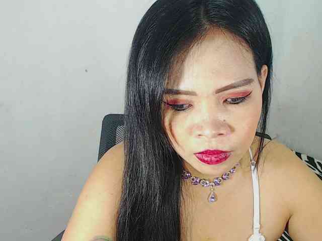 PinaySweetMommyxx webcam