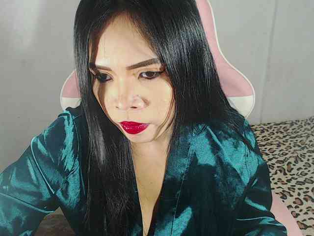 PinaySweetMommyxx webcam