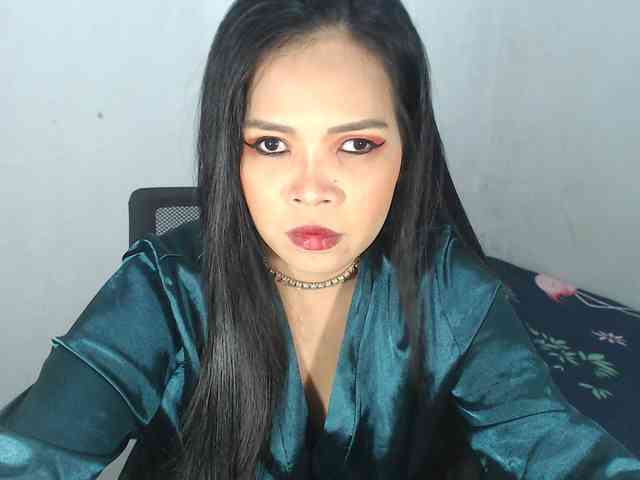 PinaySweetMommyxx webcam