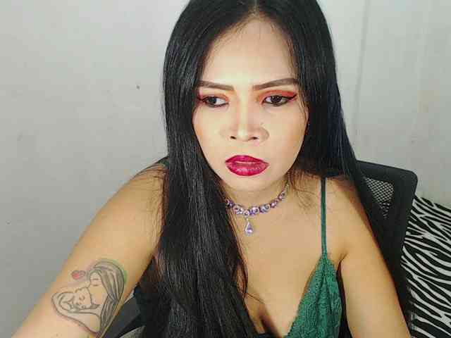 PinaySweetMommyxx webcam
