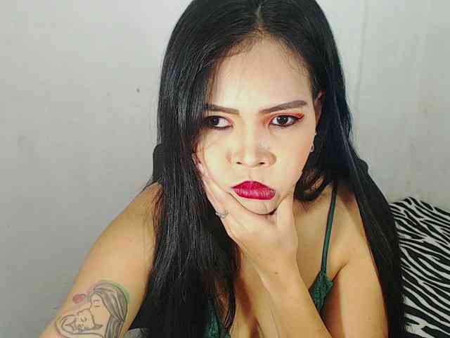 PinaySweetMommyxx webcam