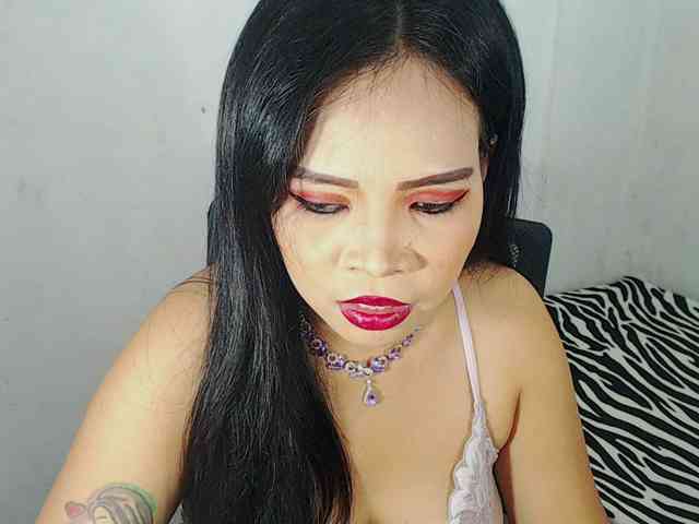 PinaySweetMommyxx webcam