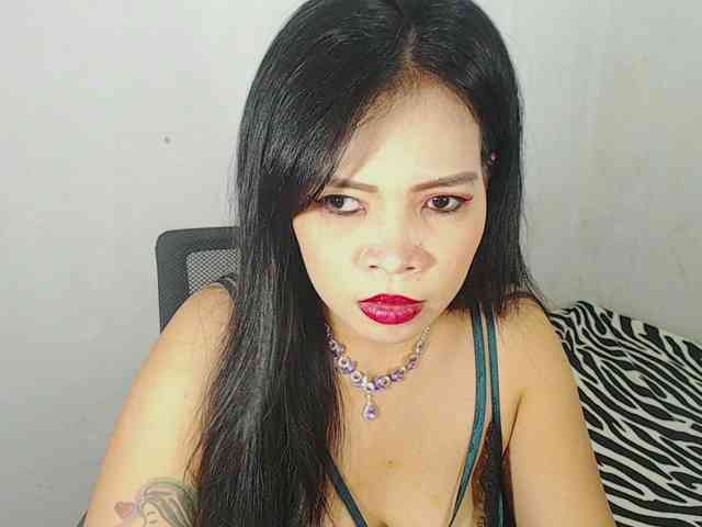 PinaySweetMommyxx webcam