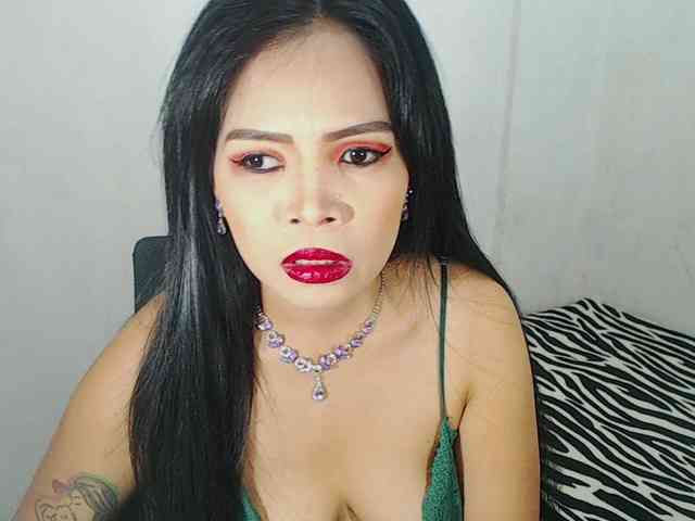 PinaySweetMommyxx webcam