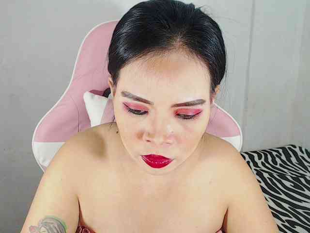 PinaySweetMommyxx webcam