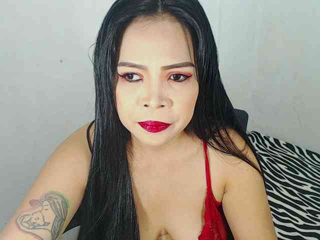 PinaySweetMommyxx webcam