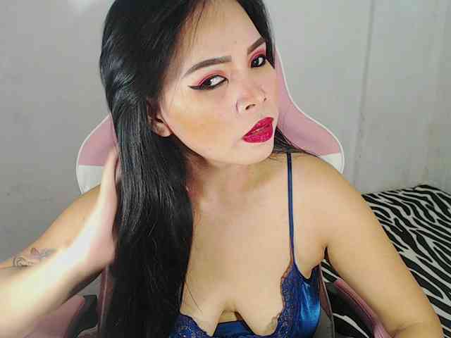 PinaySweetMommyxx webcam