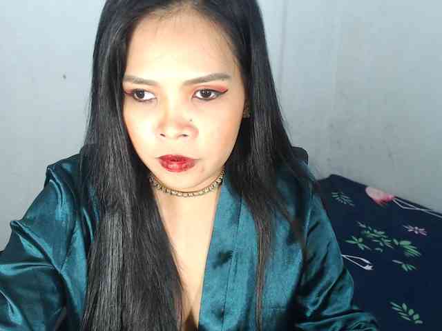 PinaySweetMommyxx webcam