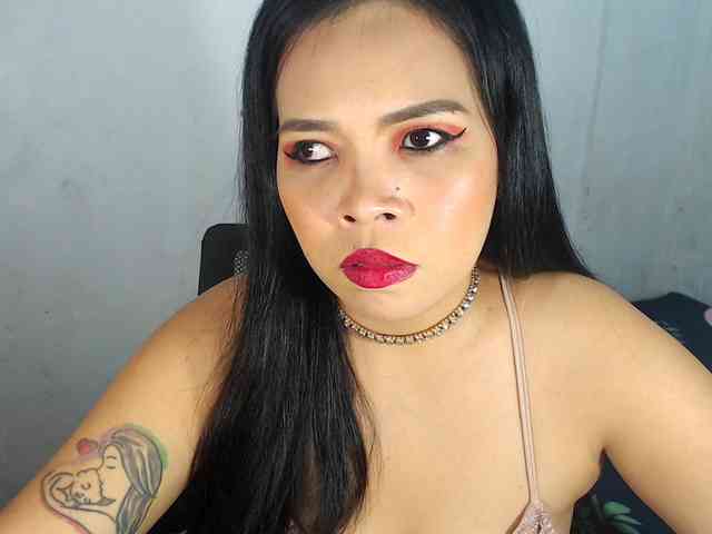 PinaySweetMommyxx webcam