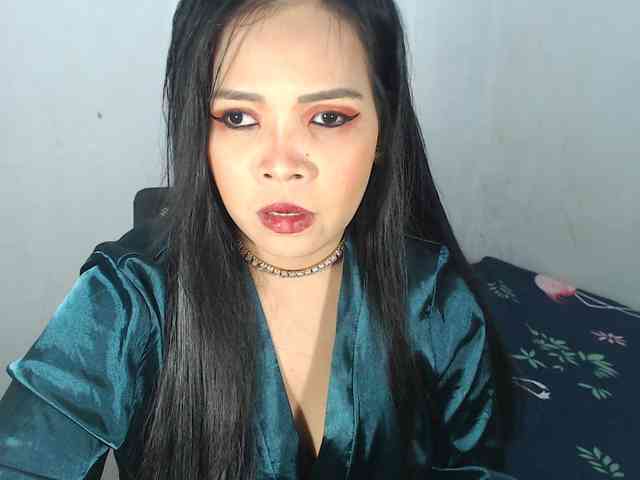 PinaySweetMommyxx webcam