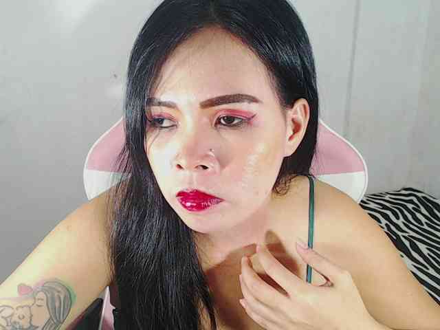 PinaySweetMommyxx webcam