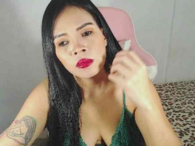 PinaySweetMommyxx webcam