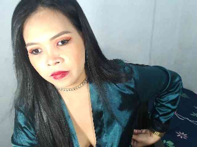PinaySweetMommyxx webcam