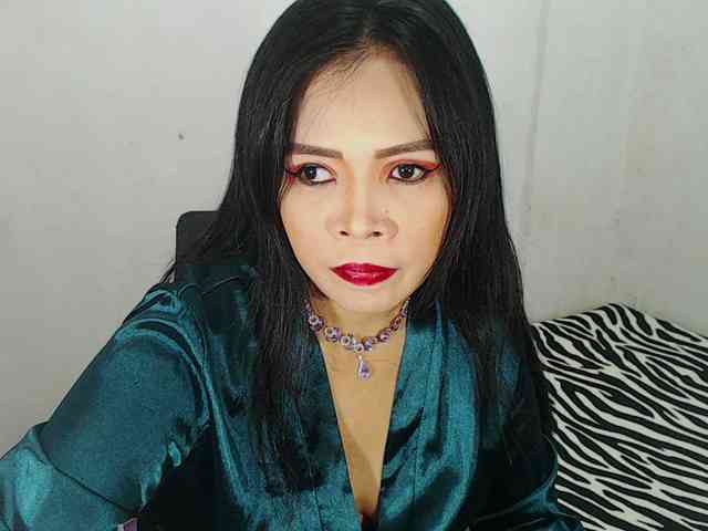 PinaySweetMommyxx webcam