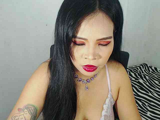 PinaySweetMommyxx webcam