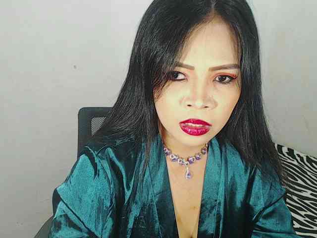 PinaySweetMommyxx webcam