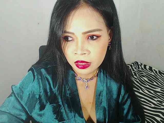 PinaySweetMommyxx webcam