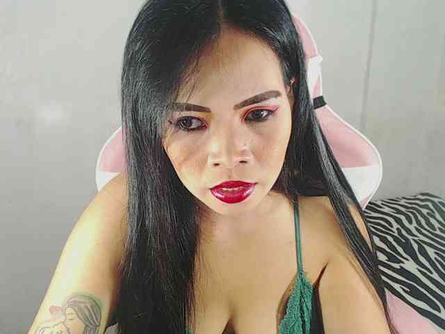 PinaySweetMommyxx webcam