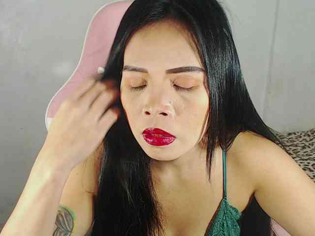 PinaySweetMommyxx webcam