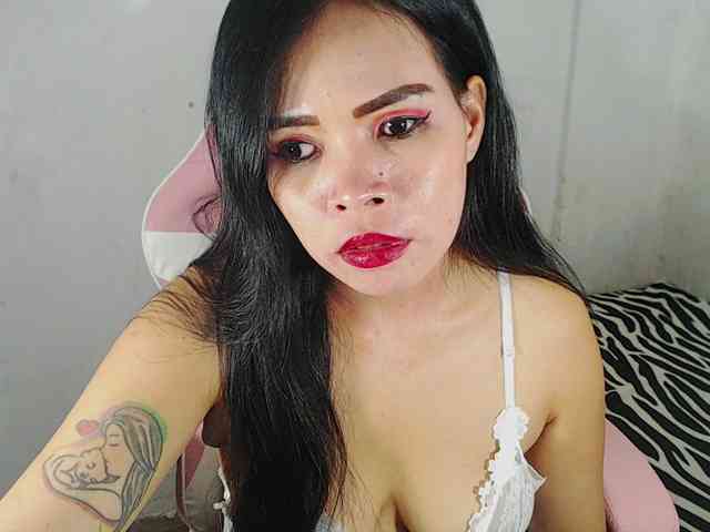 PinaySweetMommyxx webcam