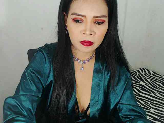 PinaySweetMommyxx webcam