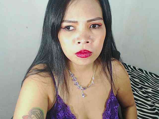 PinaySweetMommyxx webcam