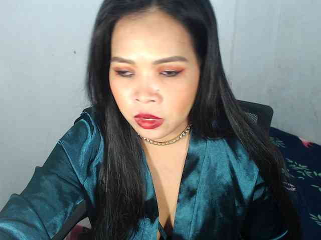 PinaySweetMommyxx webcam