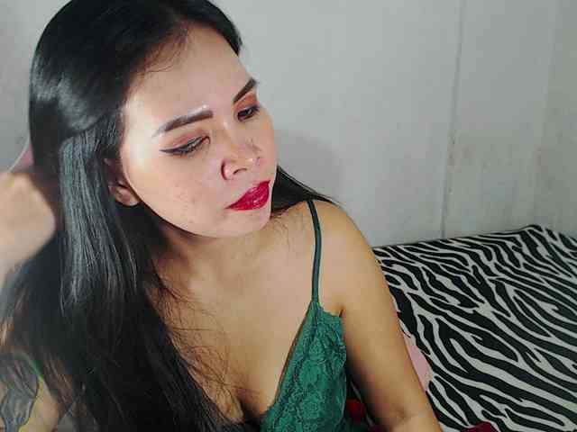 PinaySweetMommyxx webcam