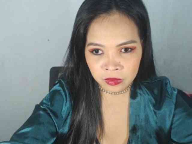 PinaySweetMommyxx webcam