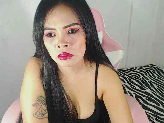 PinaySweetMommyxx webcam