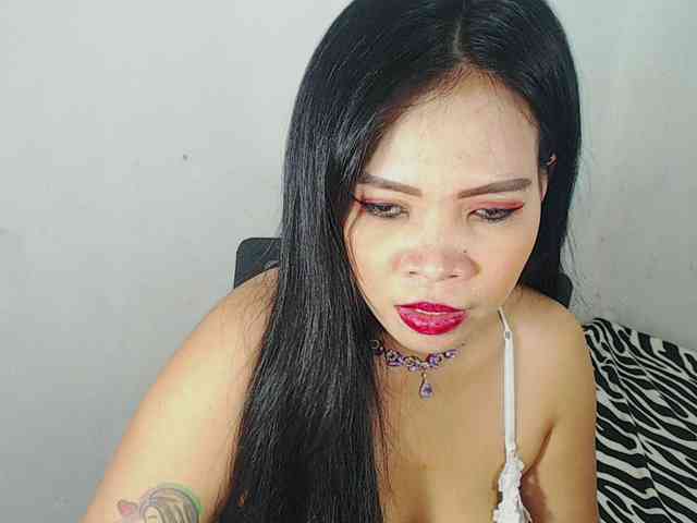 PinaySweetMommyxx webcam