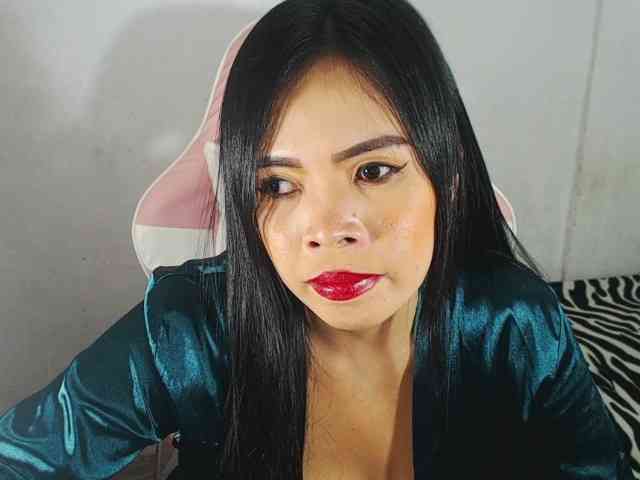 PinaySweetMommyxx webcam